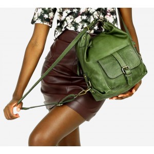 K31v Sac à dos bandoulière 2 en 1 vert cuir femme. Fait-main sac à dos urbain quotidien vintage cuir 